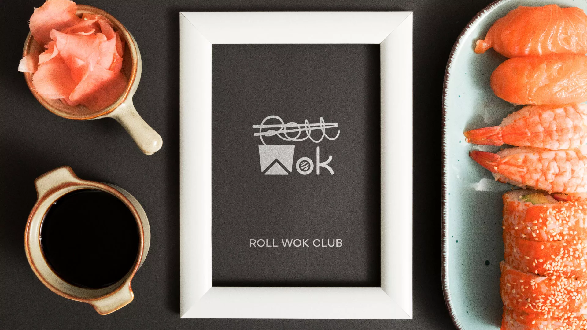 Разработка логотипа суши-бара «Roll Wok Club» в Чкаловском